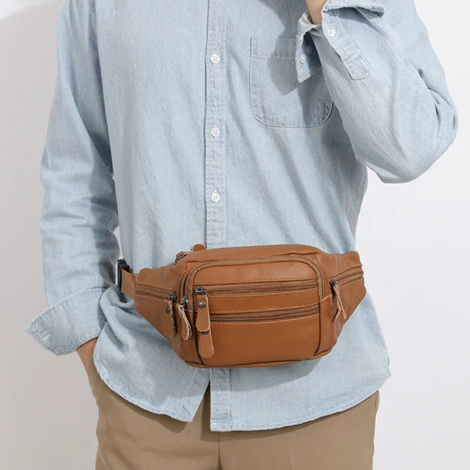 Smooth leather belt pouch
