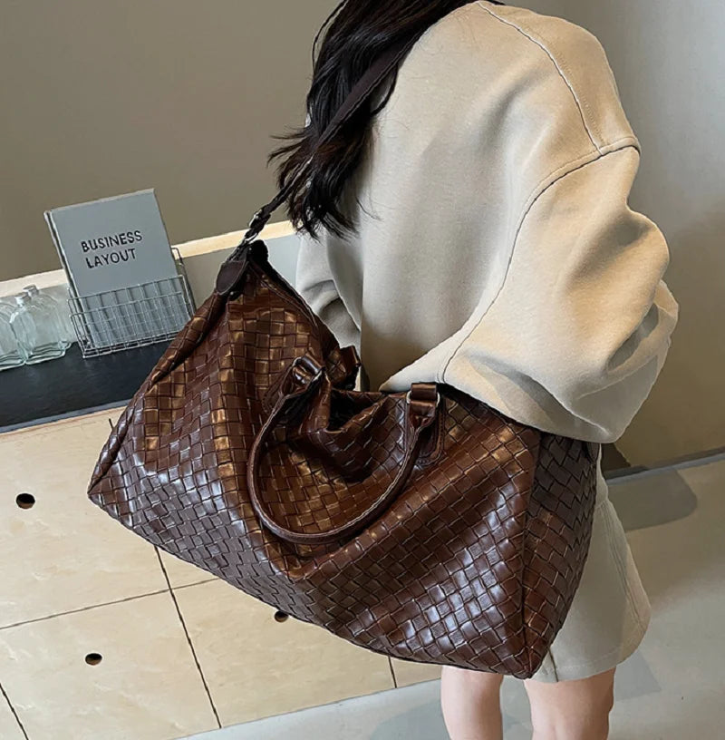 Zip-top leather overnight duffle bag