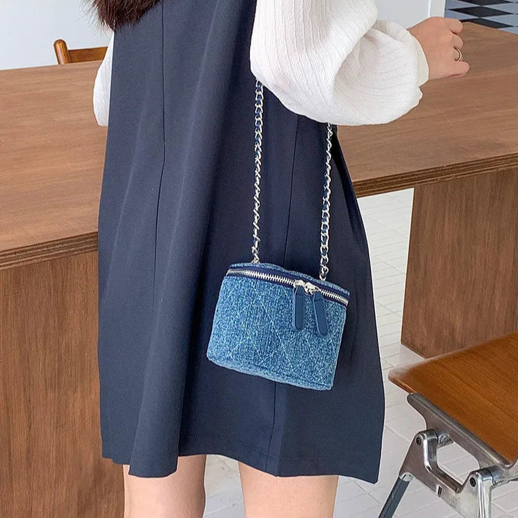 Retro chain strap denim shoulder handbag