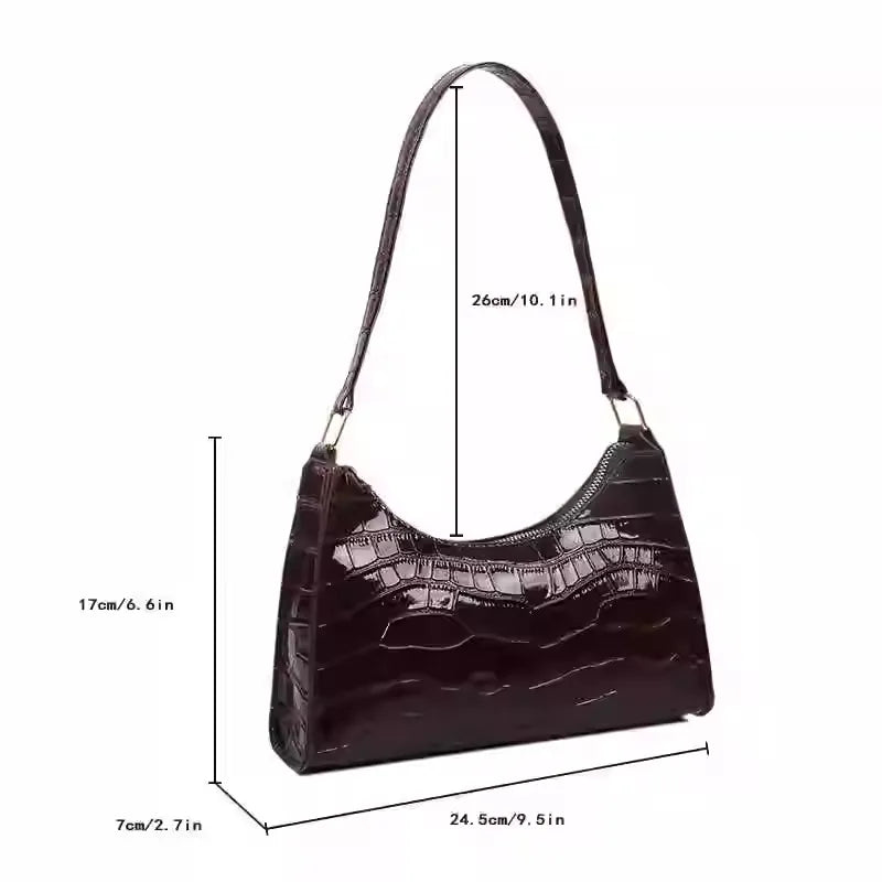 Chic leather shoulder bag