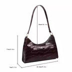 Chic leather shoulder bag