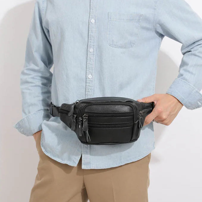 Smooth leather belt pouch