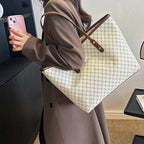 Large capacity leather shoulder tote bag