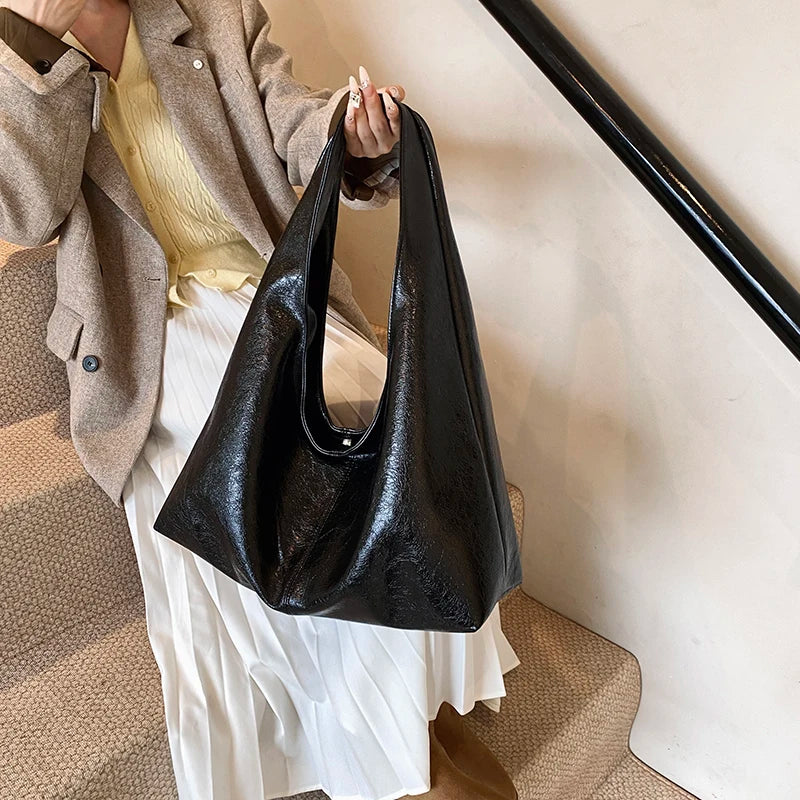 Women large leather hobo bag