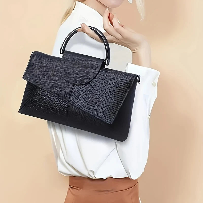 Stylish leather handbag