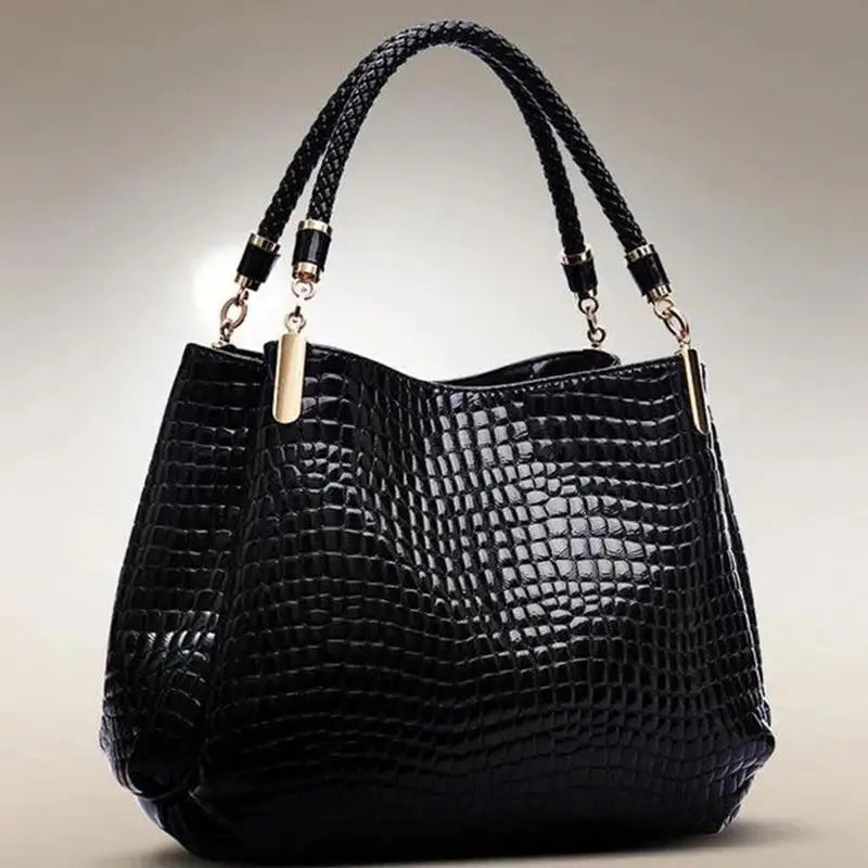 Large capacity leather tote bag