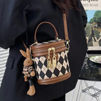 Vintage leather shoulder bag