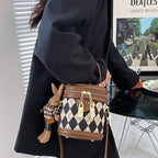 Vintage leather shoulder bag