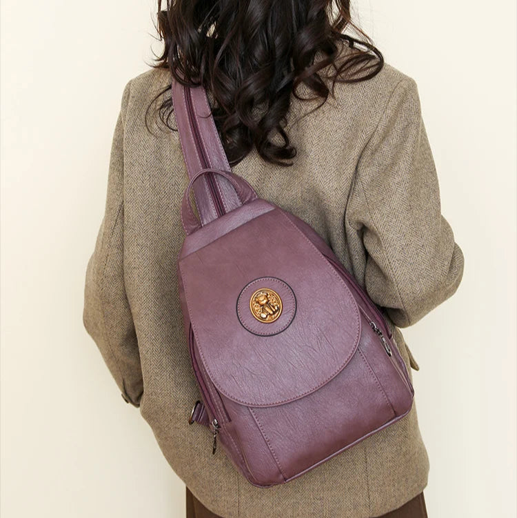 Women’s leather knapsack