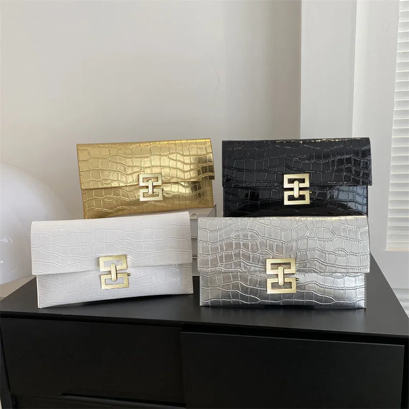 Minimalist leather handbag