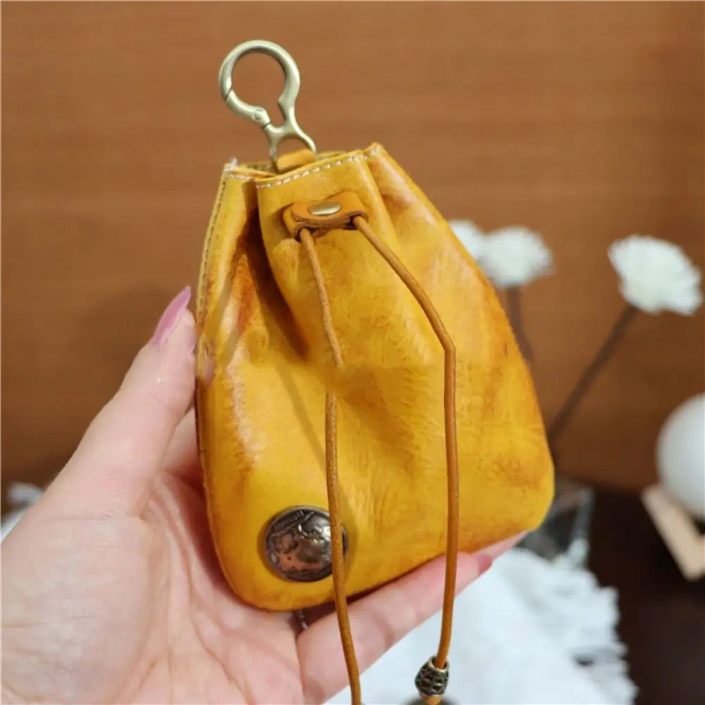 Vintage leather belt pouch
