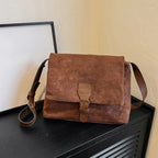 Shoulder bag in suede