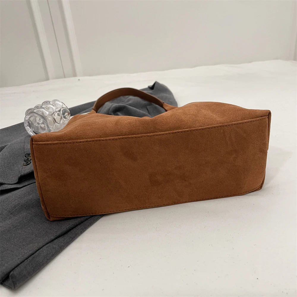 Chic suede slouch shoulder bag