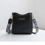 Classic leather shoulder bag for women