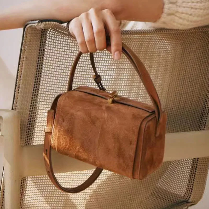 Chic suede purse