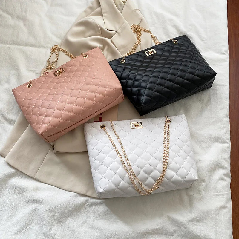 Fashionable leather tote bag
