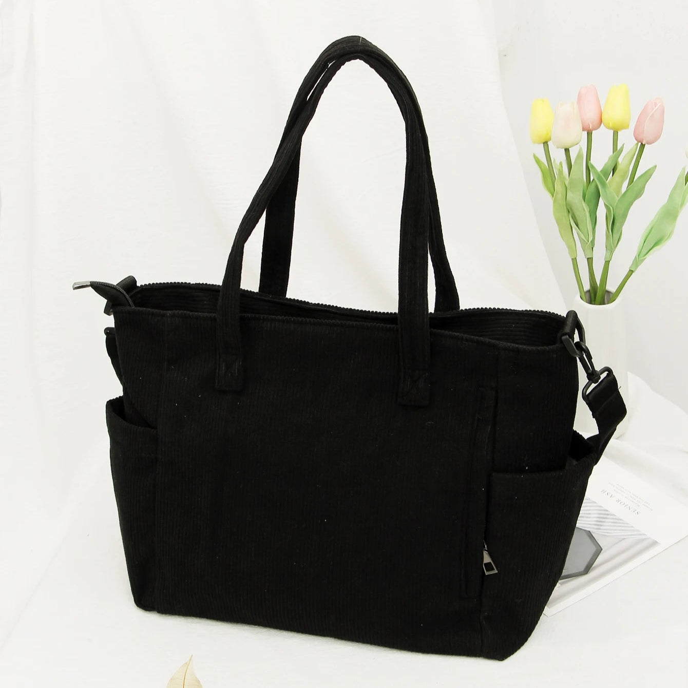 Corduroy tote bag with zipper closure and pockets