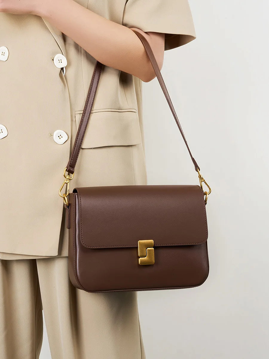 Retro style leather crossbody bag