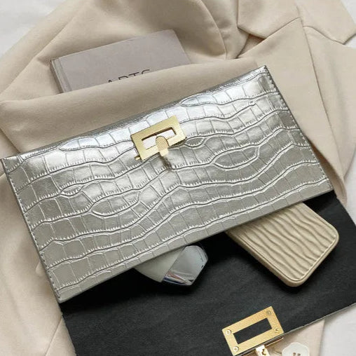 Minimalist leather handbag