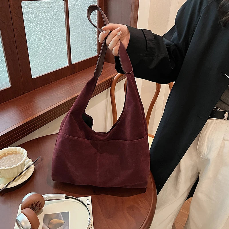 Retro suede slouch bag