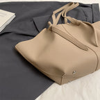 Modern leather tote bag