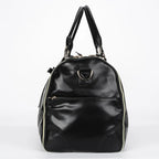 Elegant leather holdall with shoulder strap