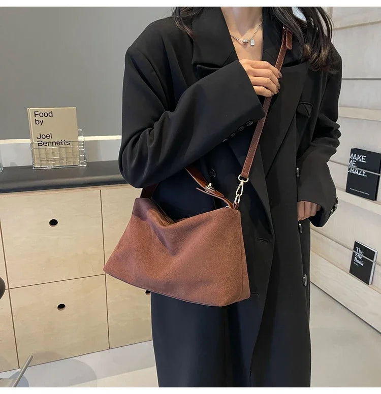 Everyday suede shoulder purse with secure zipper