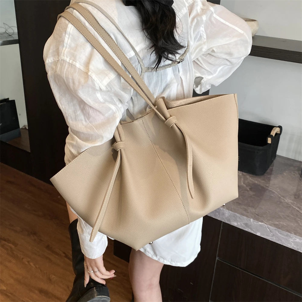 Modern leather tote bag