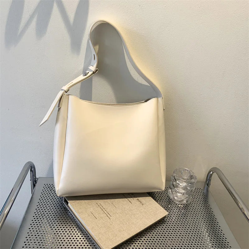 Elegant women's leather tote bag