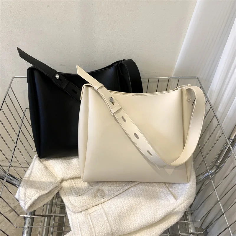 Elegant women's leather tote bag