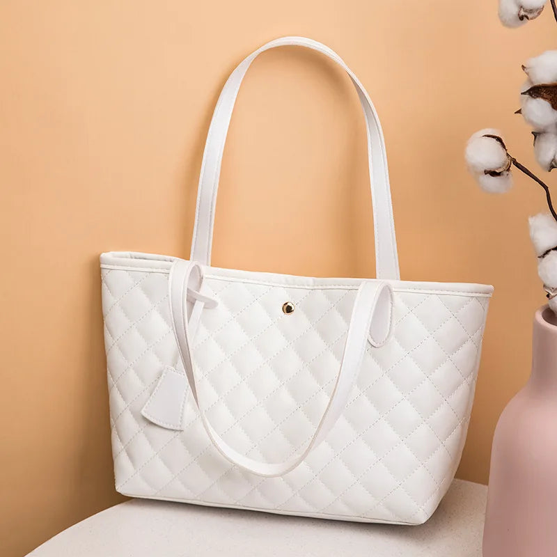 Amblot Beige Quilted leather tote bag