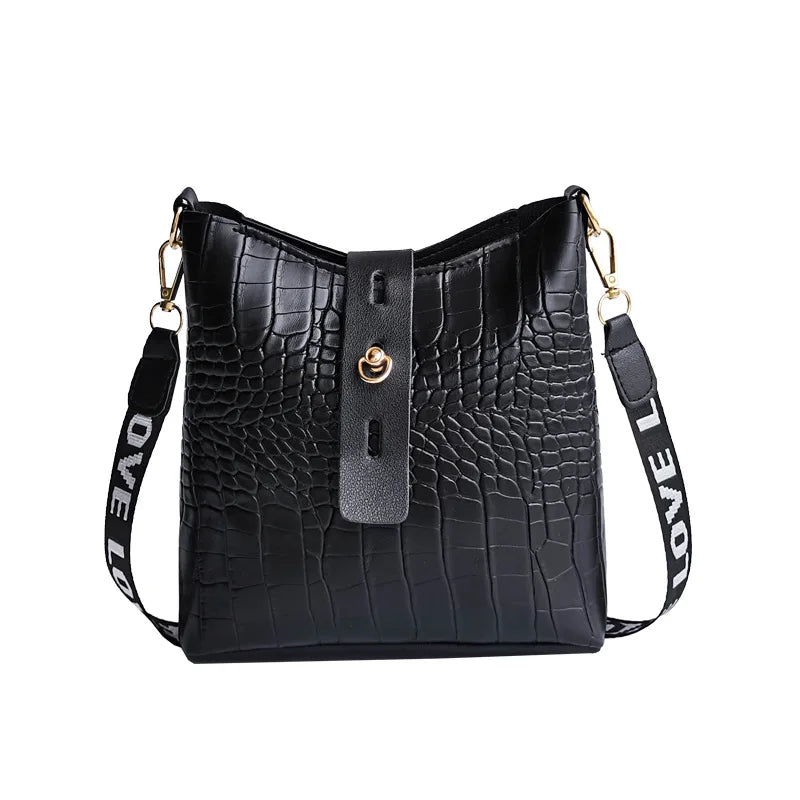 Amblot Black 1 Classic leather shoulder bag for women