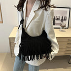 Amblot Black Fashion suede shoulder bag with curved shape