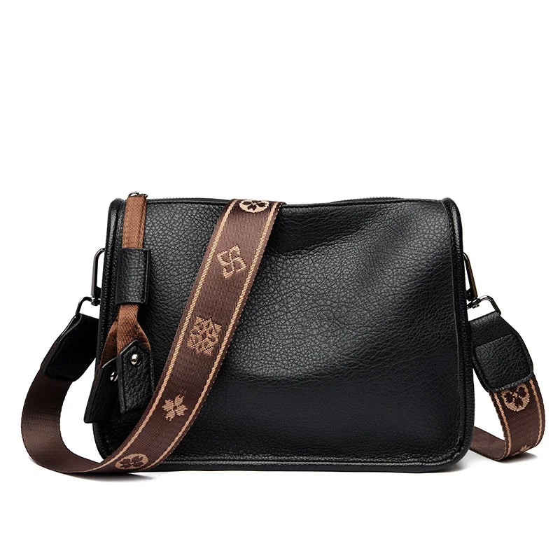 Amblot Black Sleek leather shoulder bag