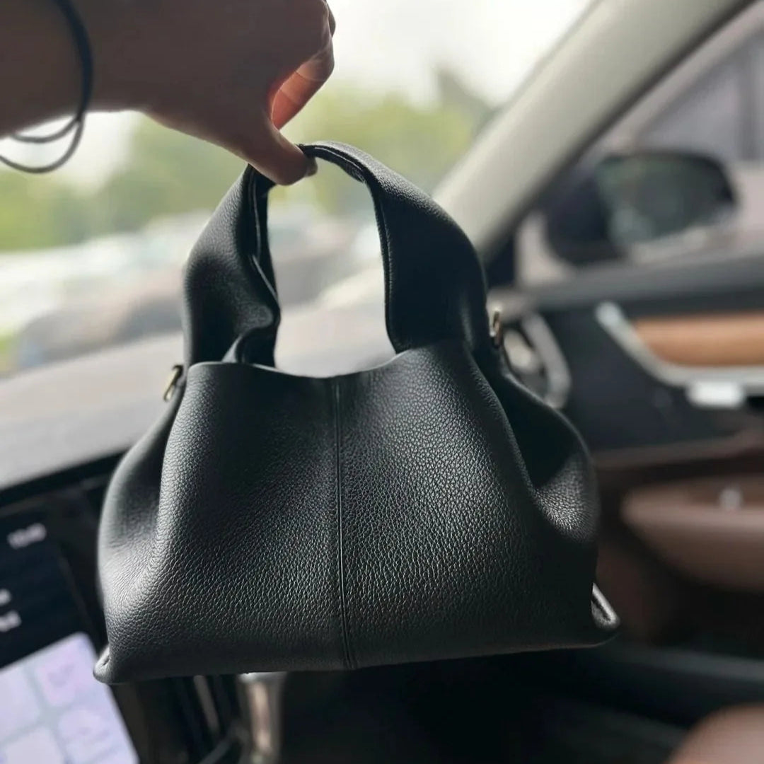 Amblot Black / Small French-inspired leather handbag
