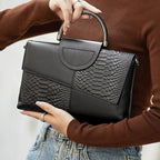 Amblot Black Stylish leather handbag