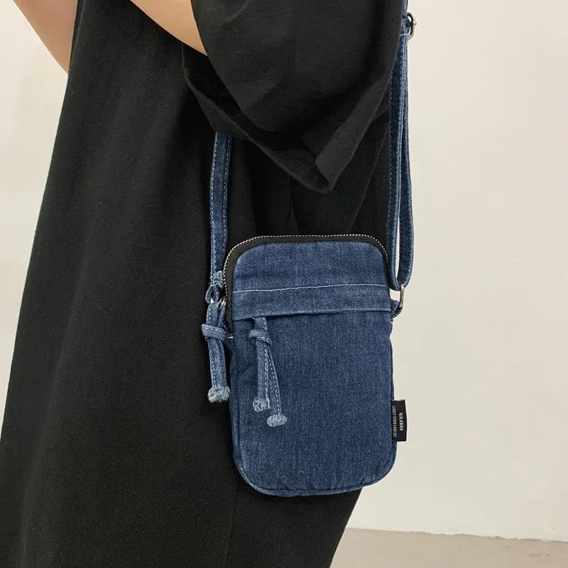 Amblot Blue Trendy washed denim purse