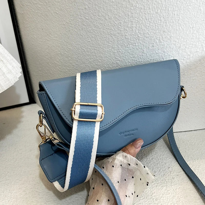Amblot Blue Vintage leather shoulder bag with flap