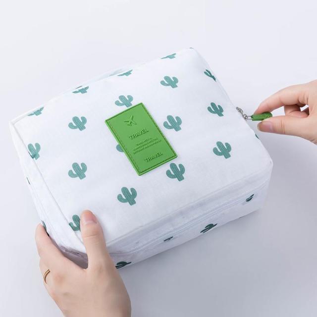 Amblot Cactus toiletry bag