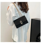 Amblot Casual washed denim purse for everyday outfits