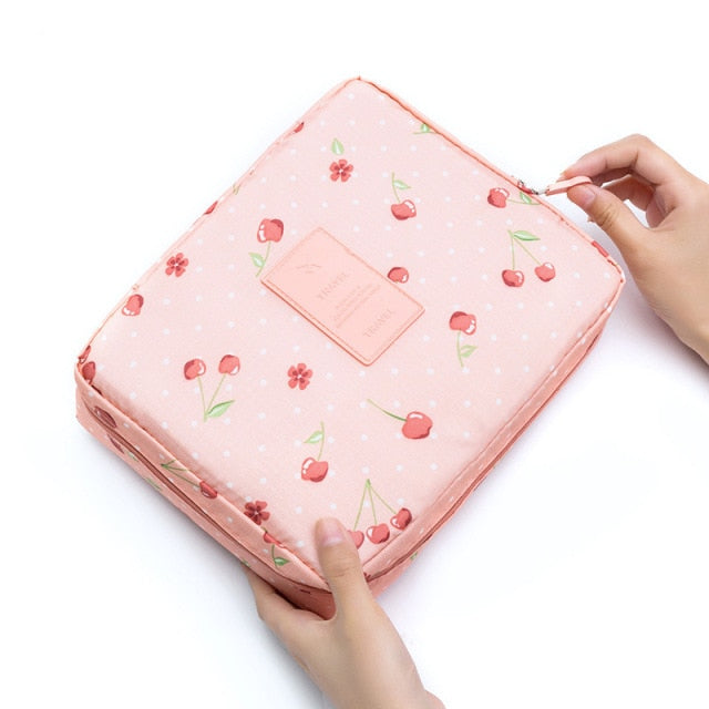 Amblot Cherry toiletry bag