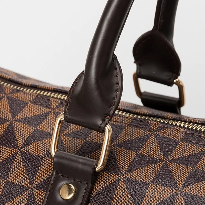 Amblot Classic leather weekender duffle bag