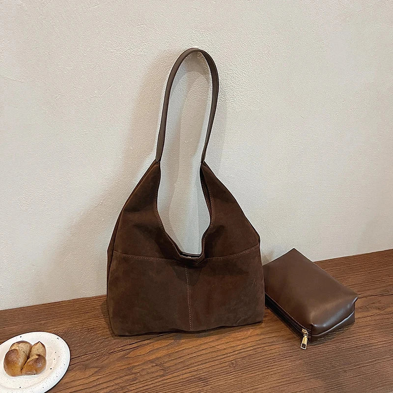 Amblot Coffee Retro suede slouch bag