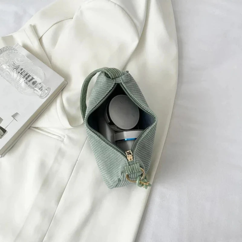 Amblot Corduroy handbag set with soft chain handle