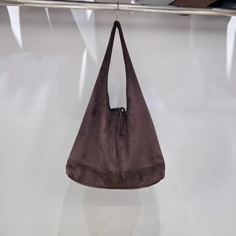 Amblot Dark Brown Elegant suede slouch bag