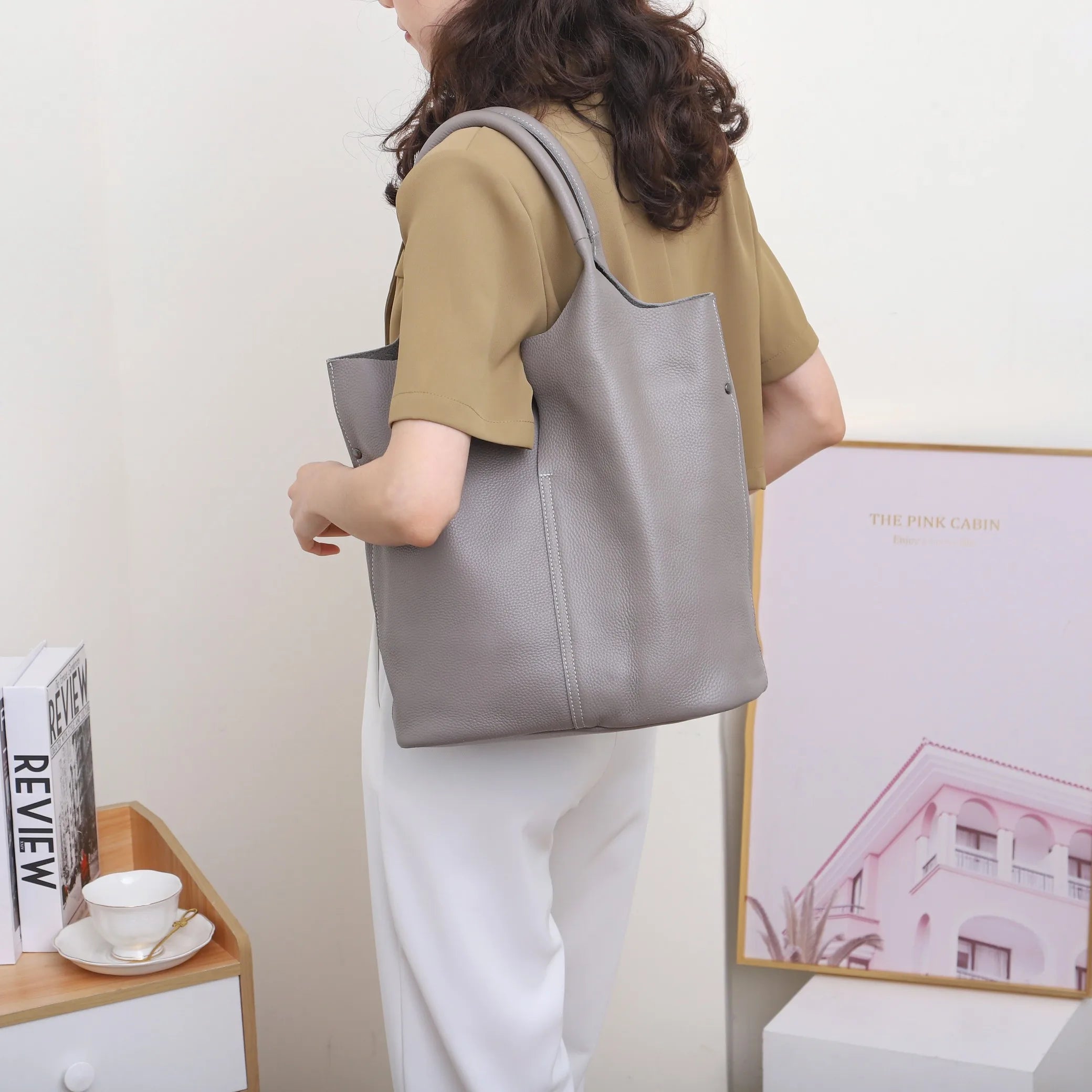 Amblot Gray Modern leather tote bag