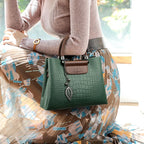 Amblot Green Vintage-inspired leather handbag