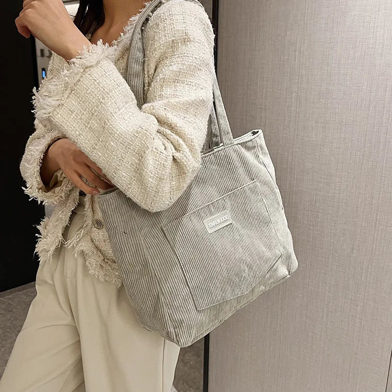 Amblot Ladies’ corduroy tote bag for casual wear