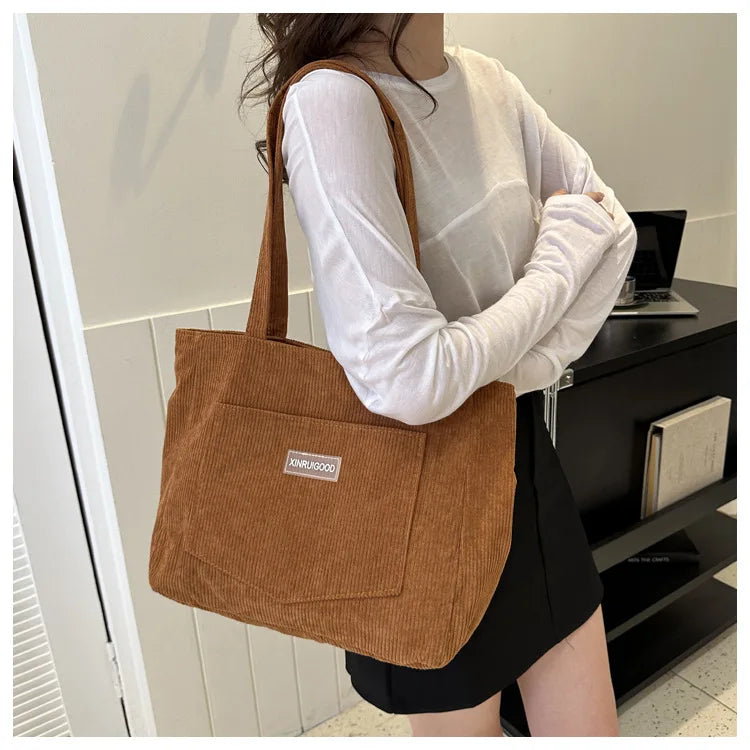 Amblot Ladies’ corduroy tote bag for casual wear