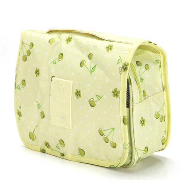 Amblot Light green travel toiletry bag